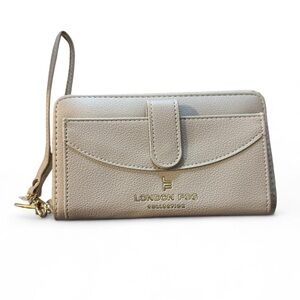 London Fog cream Wristlet wallet